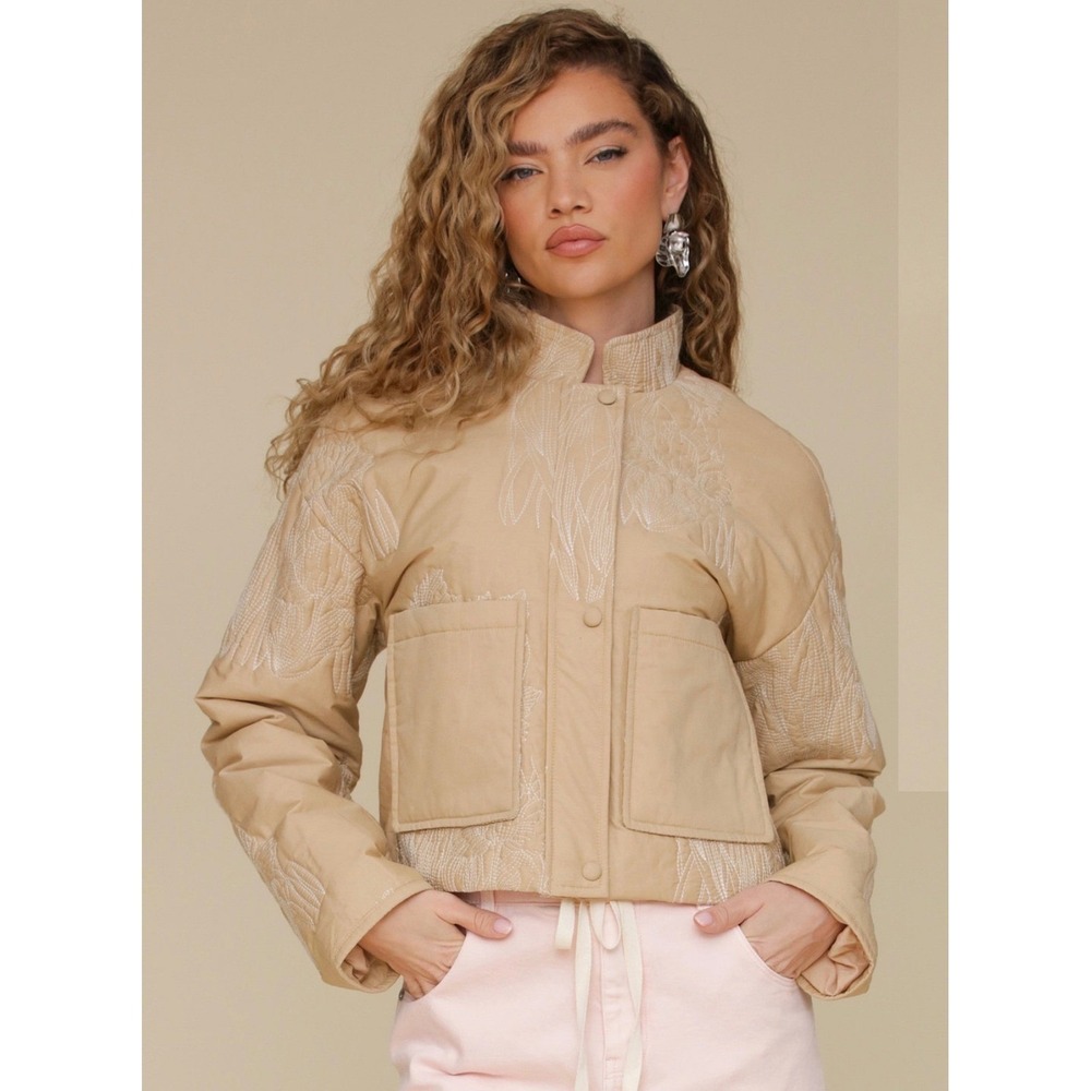 Avec Les Filles Womens Small‎ Cotton Embroidered Cropped Barn Jacket Tan Beige